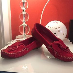 red Minnetonka moccasins